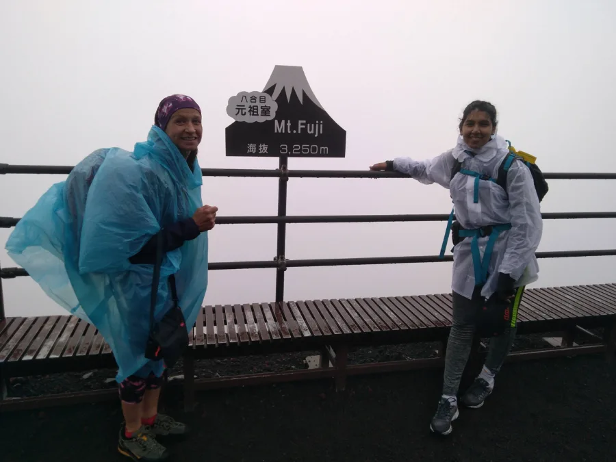 30 Fuji na usponu s Rani